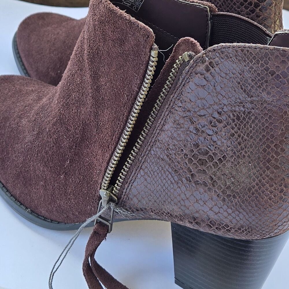Vionic Suede Ankle Booties 322 Anne Java Brown 10… - image 4
